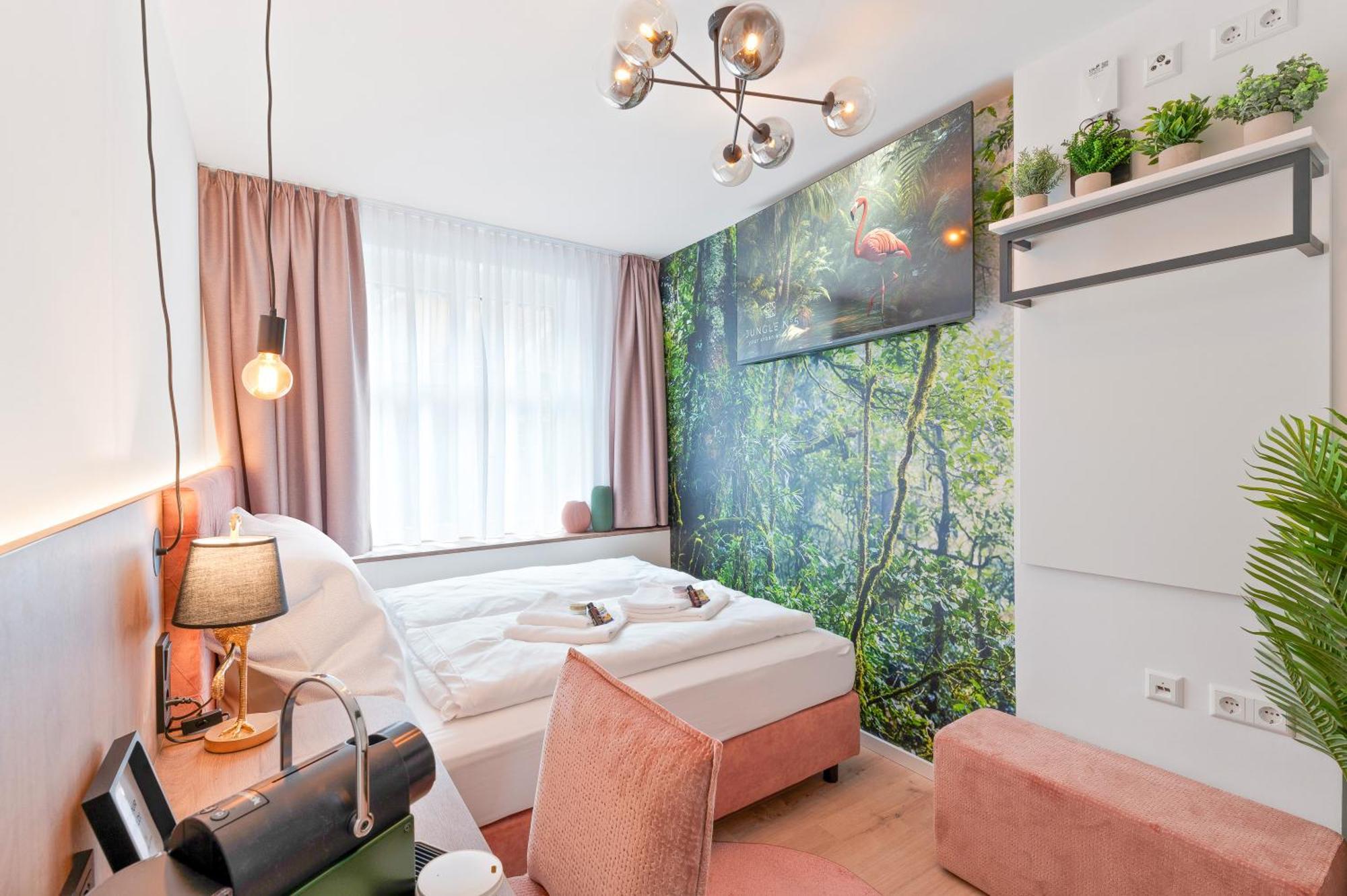 Jungle No5 Boutique Hotel - Stuttgart City-Center Kültér fotó